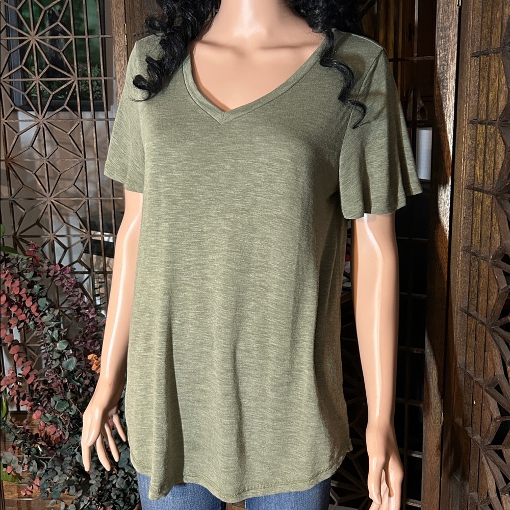 JESSICA SIMPSON OLIVE GREEN TSHIRT M - Picture 2 of 9